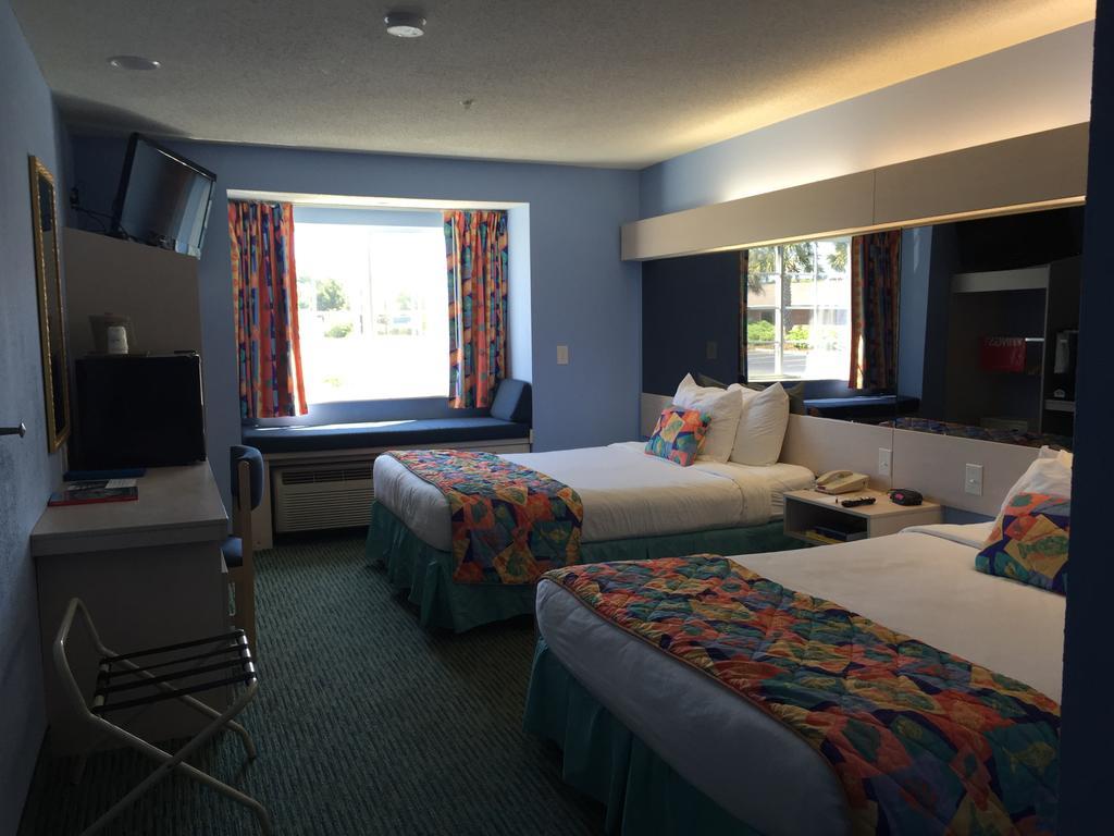 Microtel Inn & Suites By Wyndham แคโลไลนาบีช ภายนอก รูปภาพ