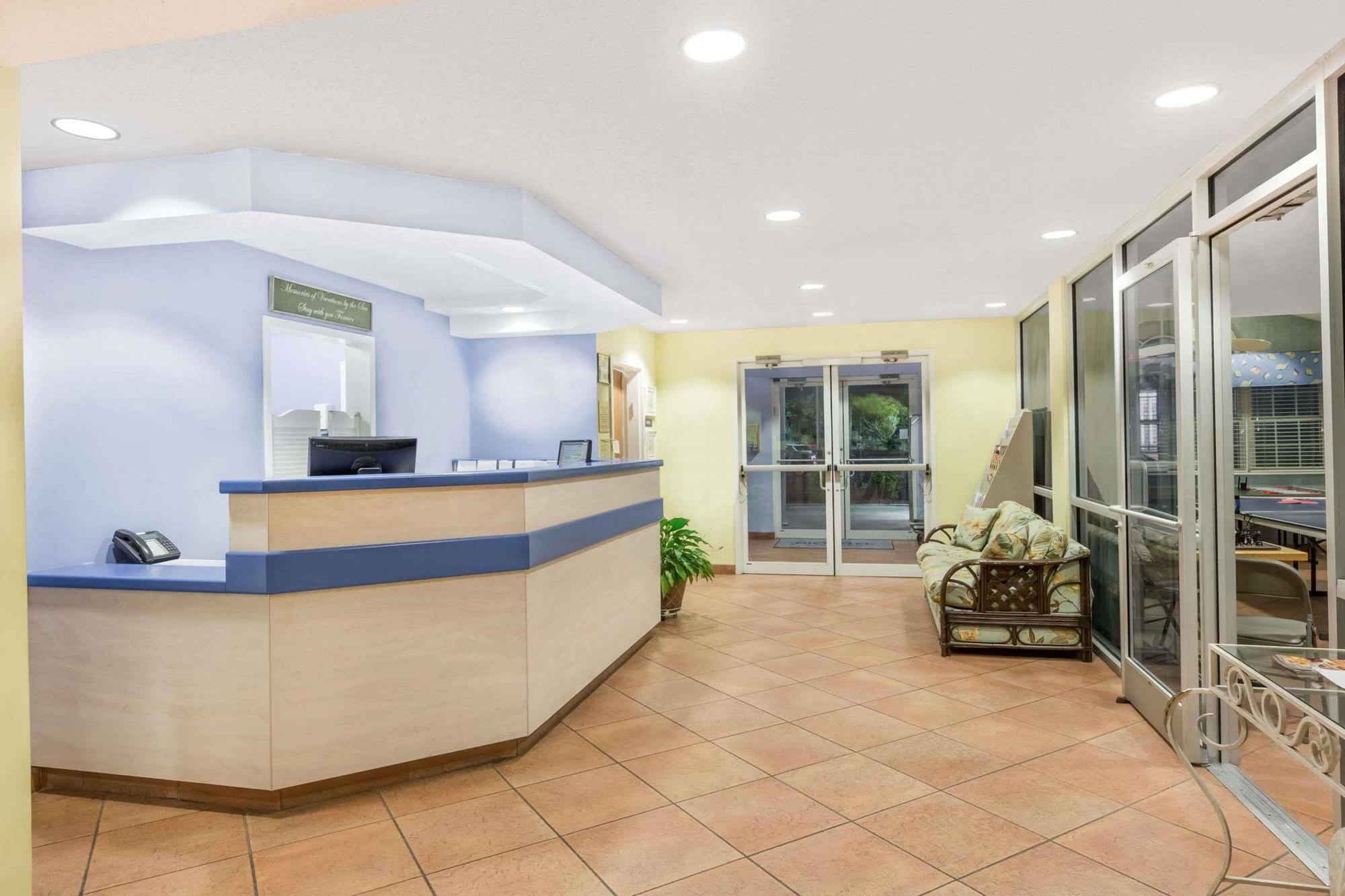 Microtel Inn & Suites By Wyndham แคโลไลนาบีช ภายนอก รูปภาพ