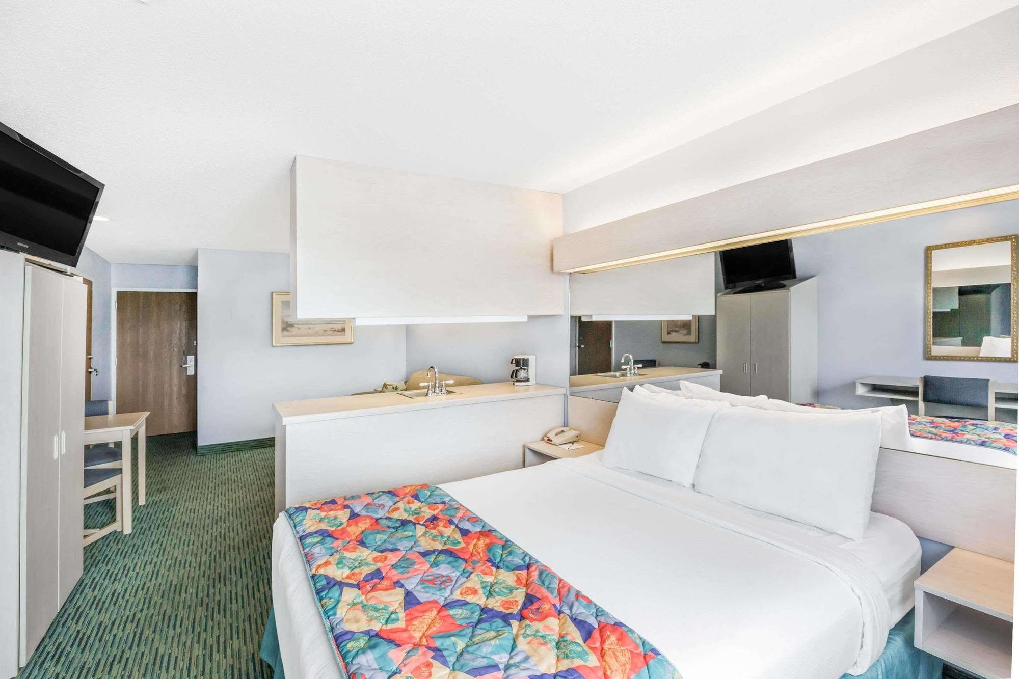 Microtel Inn & Suites By Wyndham แคโลไลนาบีช ภายนอก รูปภาพ